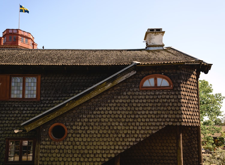 Roof Replacement Cost: What You Should Really Expect to Pay